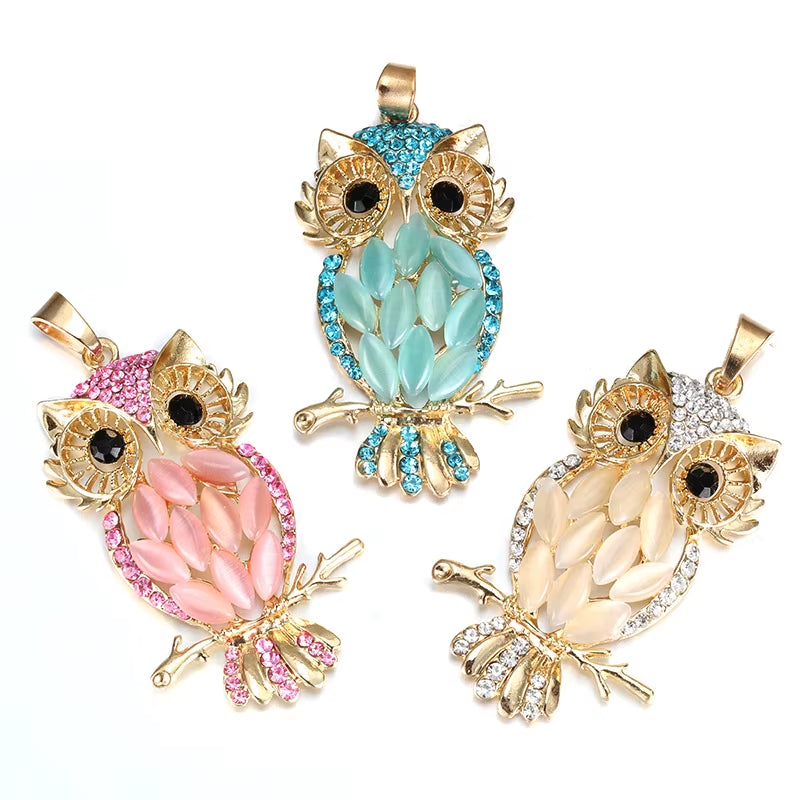 Hollow Golden Zircon Lady Pendant Box Owl Aromatherapy Locket Essential Oil Diffuser Magnetic Opening Necklace Jewelery
